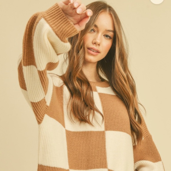 Sweaters - Oversized check board Sweater
